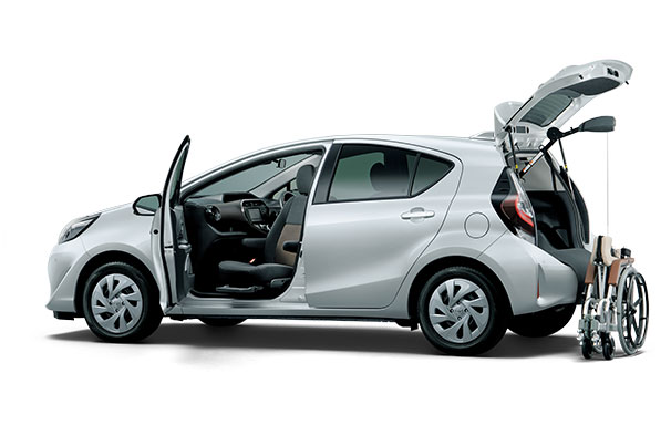 福祉車両 ウェルキャブ トヨタカローラ札幌