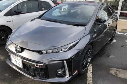 プリウス PHV GR SPORT