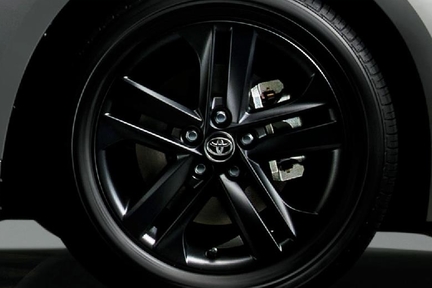 205/55R16タイヤ&16×7Jアルミホイール(マットブラック塗装/センターオーナメント付)