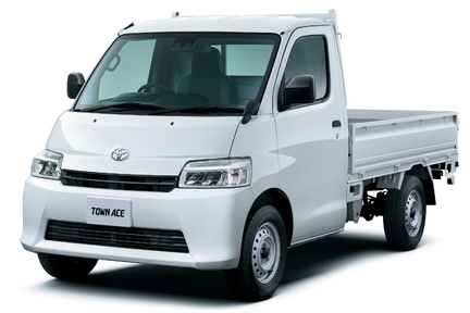 フロントスタイリング　DX“Xエディション”（4WD）・4A/T