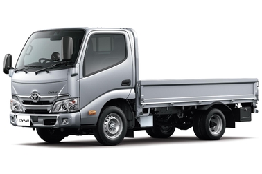 写真はシングルキャブ・2WD・ジャストロー・木製デッキ・1.55トン積・2.8Lディーゼル車
