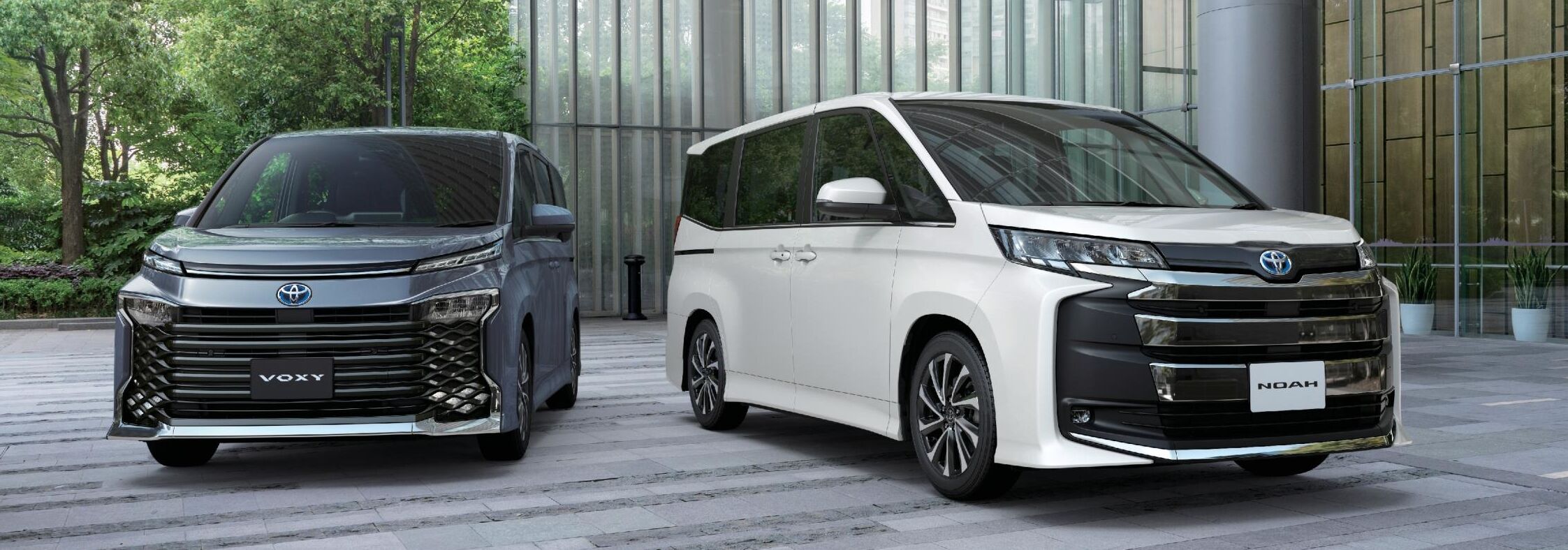 ノア」「ヴォクシー(VOXY)」は雪道に強い？4WDの特徴や雪道性能を解説