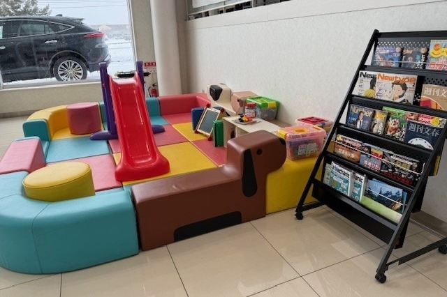 新道石川店_キッズコーナー_01