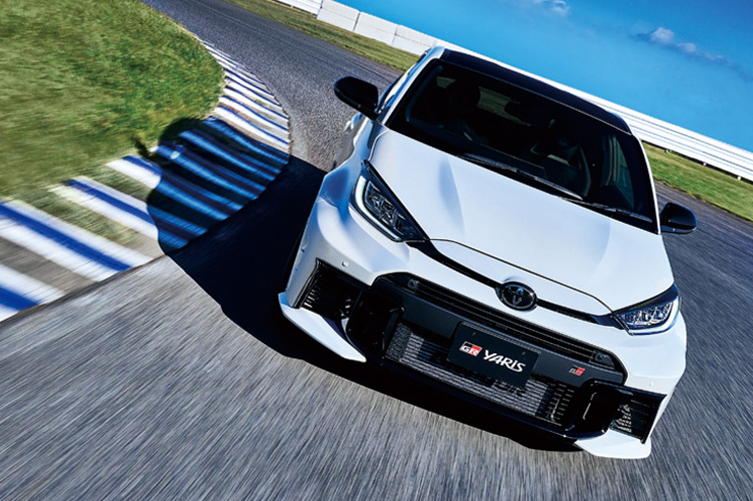 RZ“High performance”［GR-DAT（8AT・4WD）］