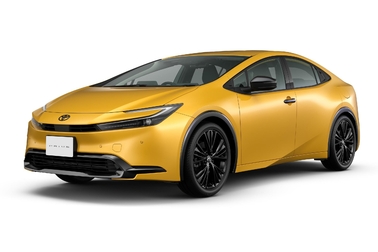 フロント 特別仕様車 G プラグインハイブリッド車 “Night Shade”(ベース車両はG プラグインハイブリッド車)