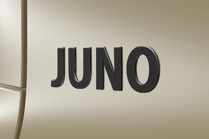 “JUNO”専用エンブレム　材質：樹脂（ポリ塩化ビニル）