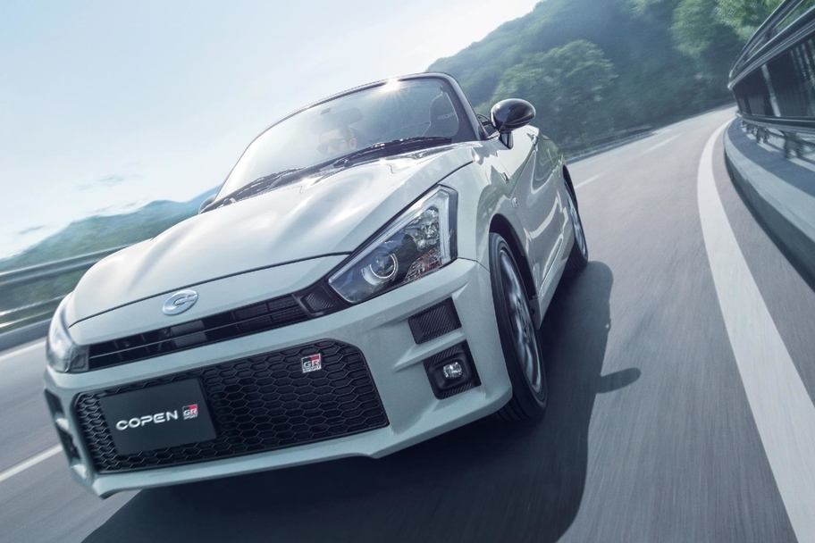 【モデル入り素材】GR SPORT（5MT）