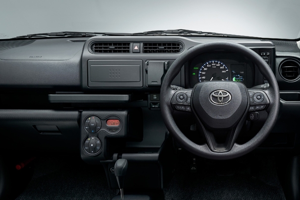 GL（ハイブリッド車）