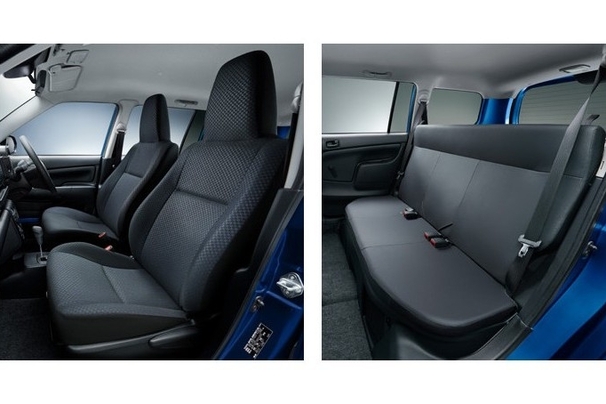 GL（ハイブリッド車）