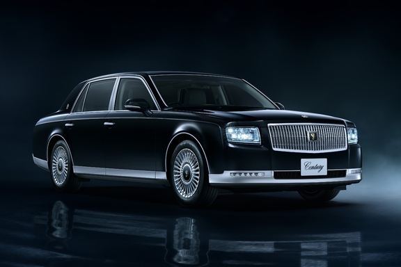 ボディカラーは神威（かむい）エターナルブラック〈225〉