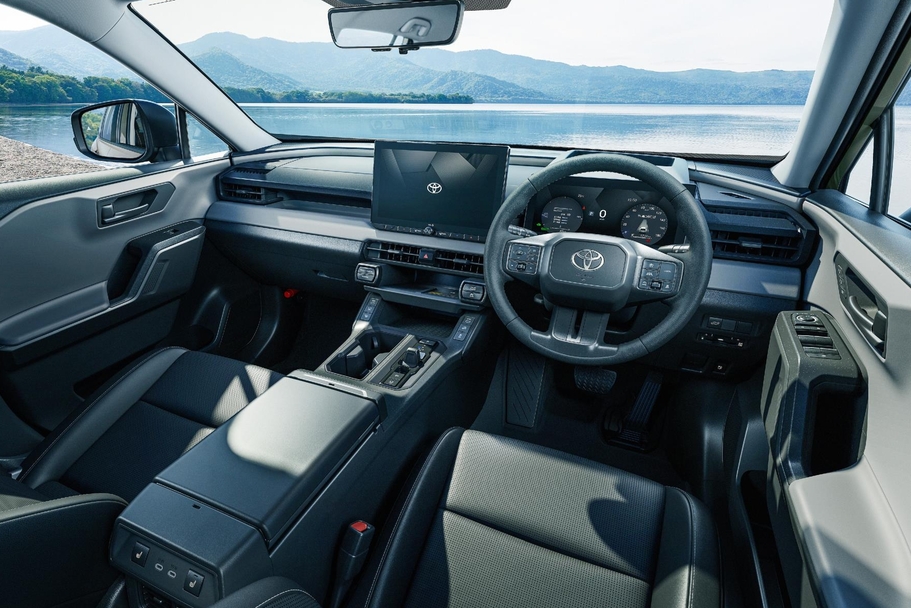 【モデル入り素材】Z（ハイブリッド）