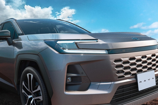 Z（ハイブリッド）