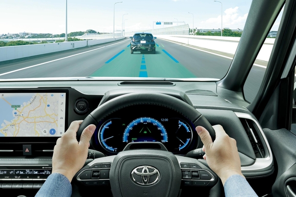 S-Z（ハイブリッド・2WD・7人乗り）