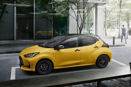 特別仕様車Z“URBANO”（ハイブリッド・2WD）［ベース車両はZ（ハイブリッド・2WD）］