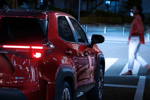 【モデル入り素材】Z（ハイブリッド・2WD）