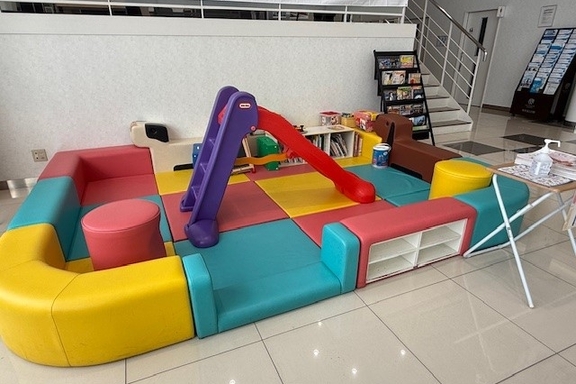 新道石川店_キッズコーナー_02