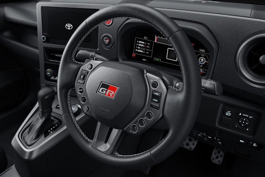 GRステアリングホイール