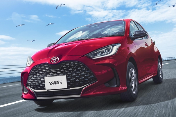 G（ハイブリッド・2WD）