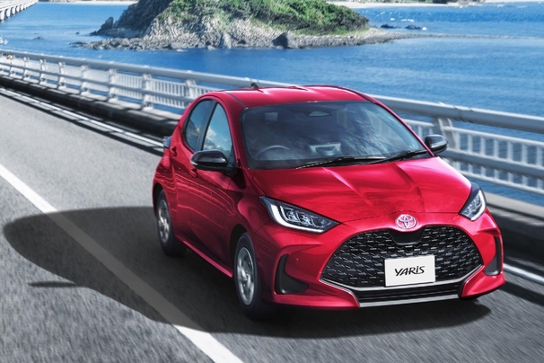 G（ハイブリッド・2WD）