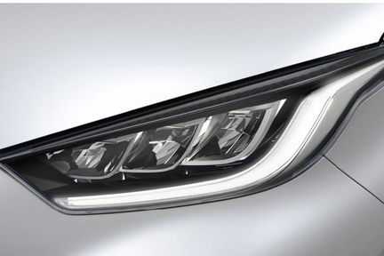 3灯式フルLEDヘッドランプ＋LEDターンランプ＋LEDクリアランスランプ