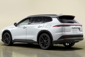 特別仕様車 ESTATE RS “THE 70th” （ベース車両はESTATE RS）