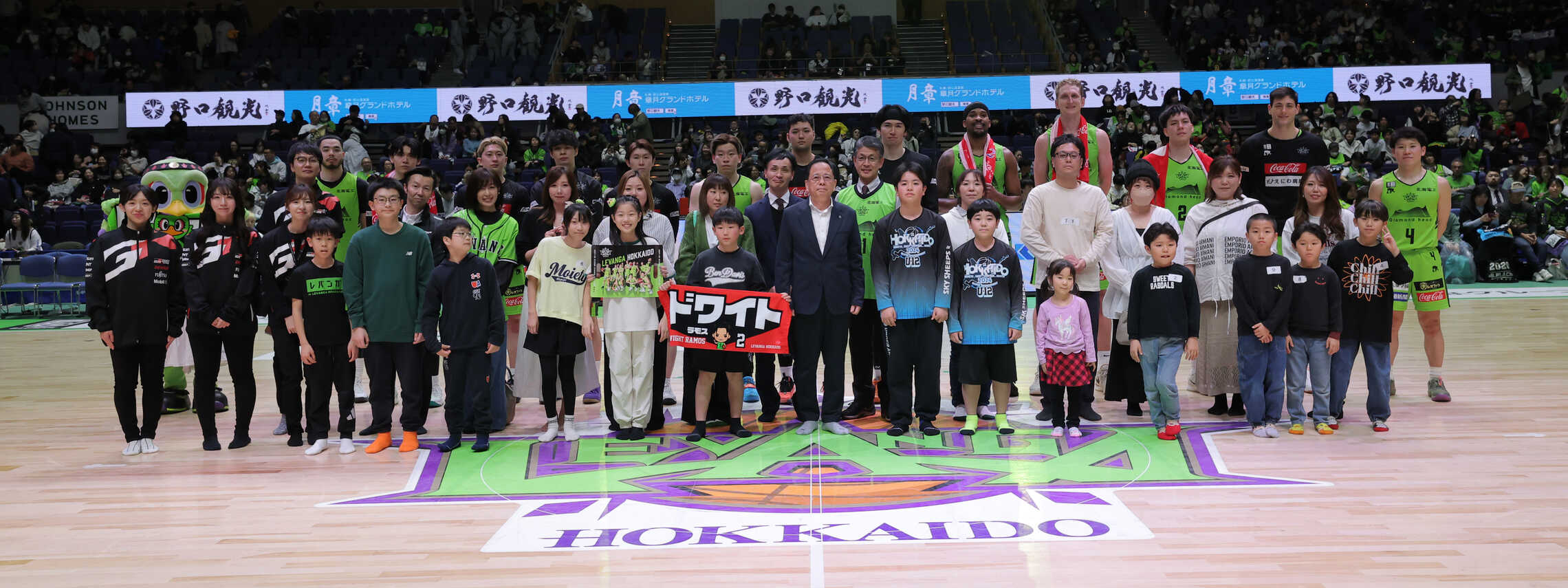 【レバンガ北海道】20250406groupphoto002