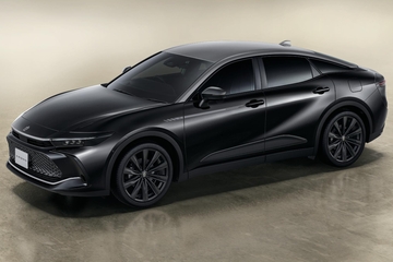 特別仕様車 CROSSOVER Z “THE 70th” （ベース車両はCROSSOVER Z）