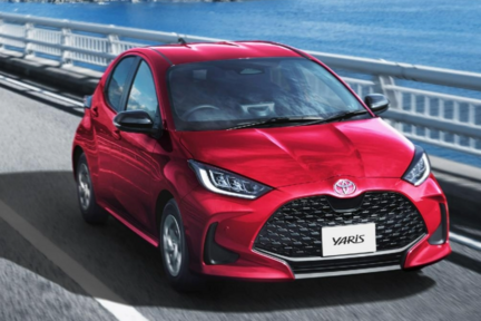 【ヤリス】Top画像_PC